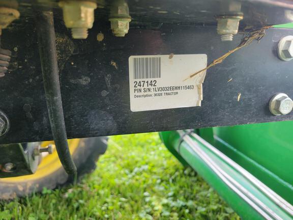 Photo of 2017 John Deere 3032E