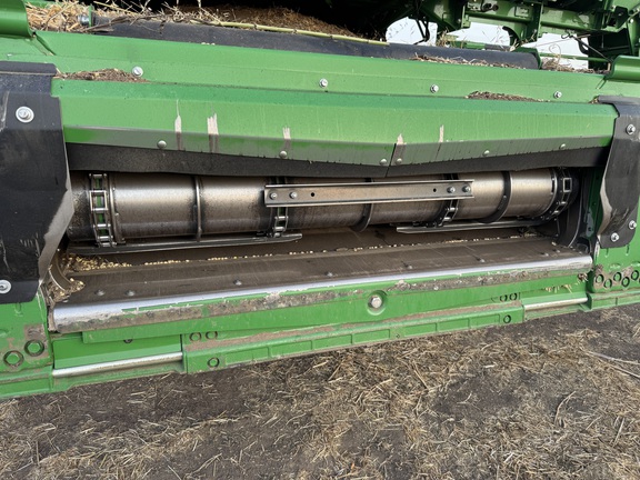 Used 2022 John Deere X9 1100 Combines at Horizon Ag & Turf in Edmonton West, AB - Photo6