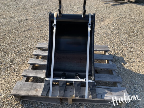 Photo of 2024 John Deere BYT10978