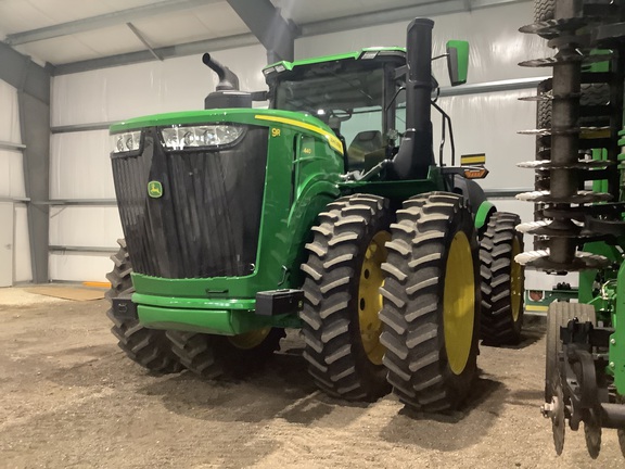 2025 John-Deere 9R 440