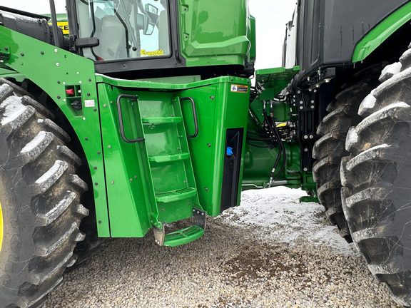 2025 John-Deere 9R 440