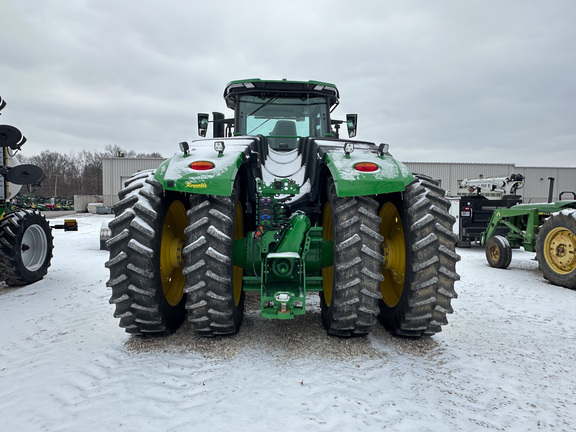 2025 John-Deere 9R 440