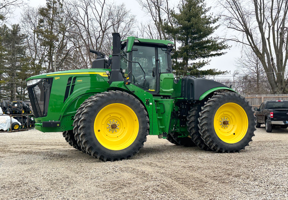 2025 John-Deere 9R 440