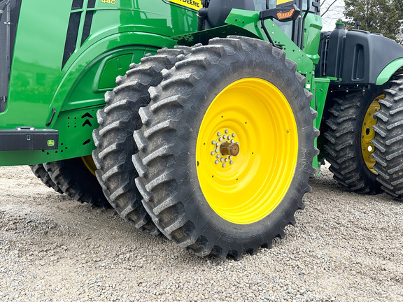 2025 John-Deere 9R 440