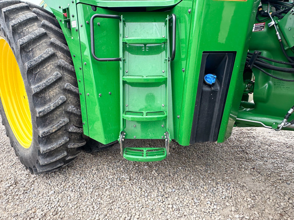 2025 John-Deere 9R 440