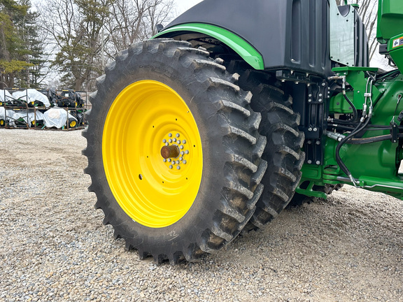 2025 John-Deere 9R 440