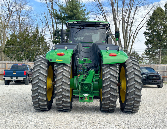2025 John-Deere 9R 440