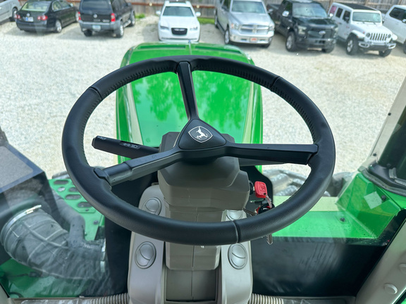 2025 John-Deere 9R 440
