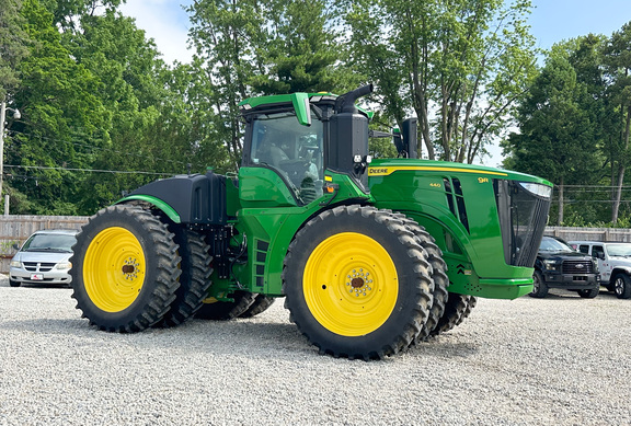 2025 John-Deere 9R 440