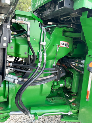 2025 John-Deere 9R 440