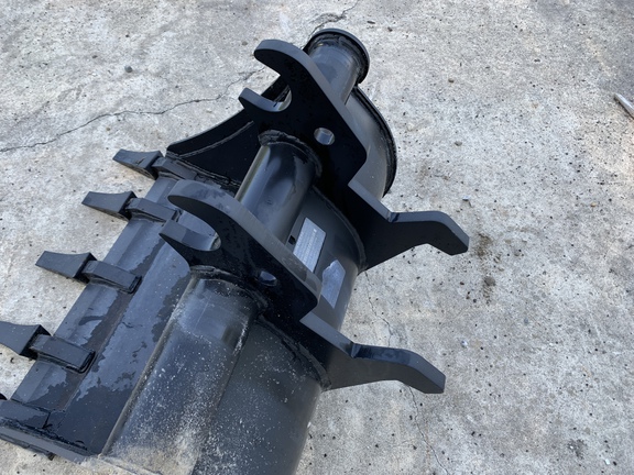 Photo of John Deere BYT10983
