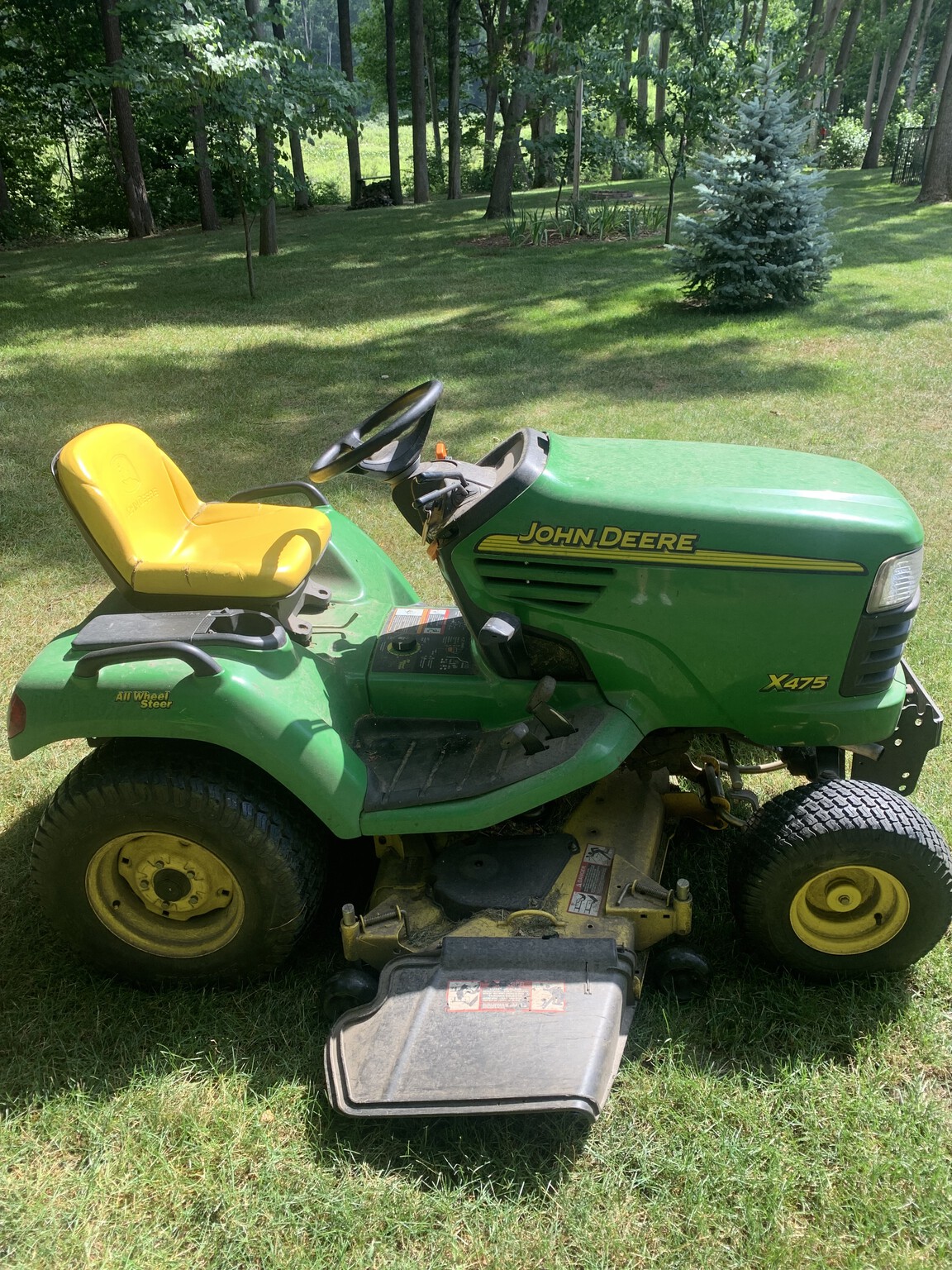 2004 John Deere X475 Image 3