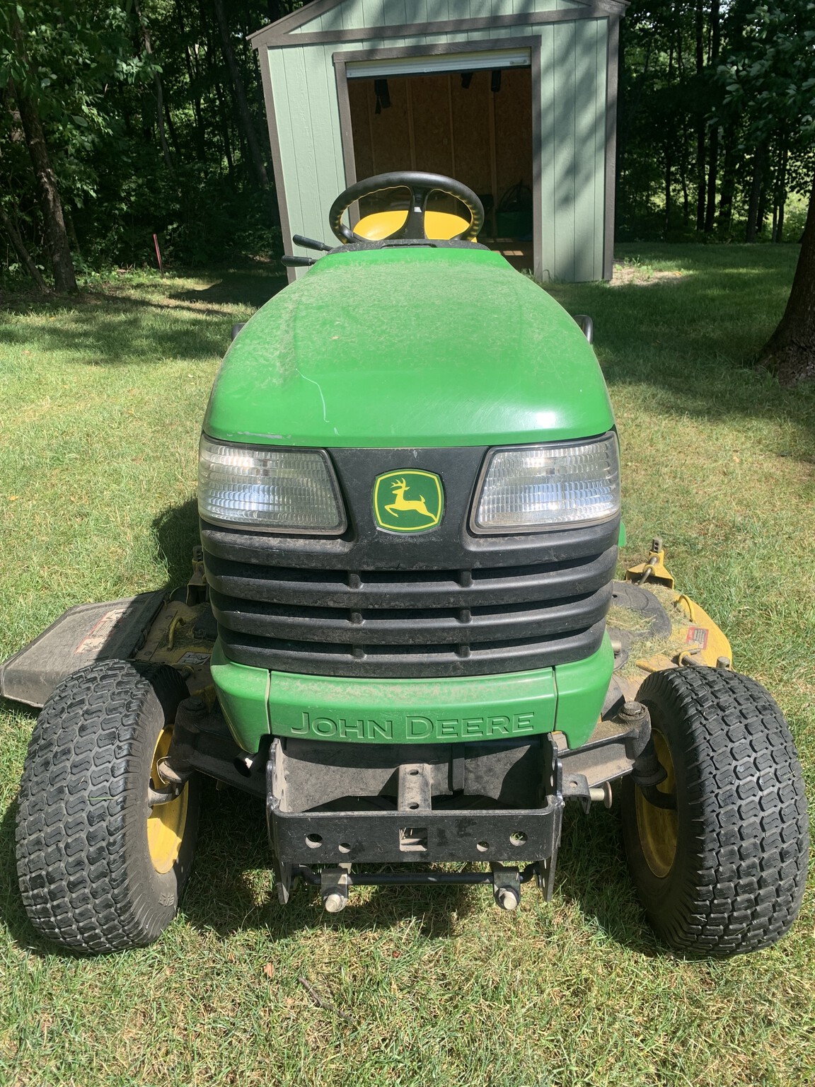 2004 John Deere X475 Image 2