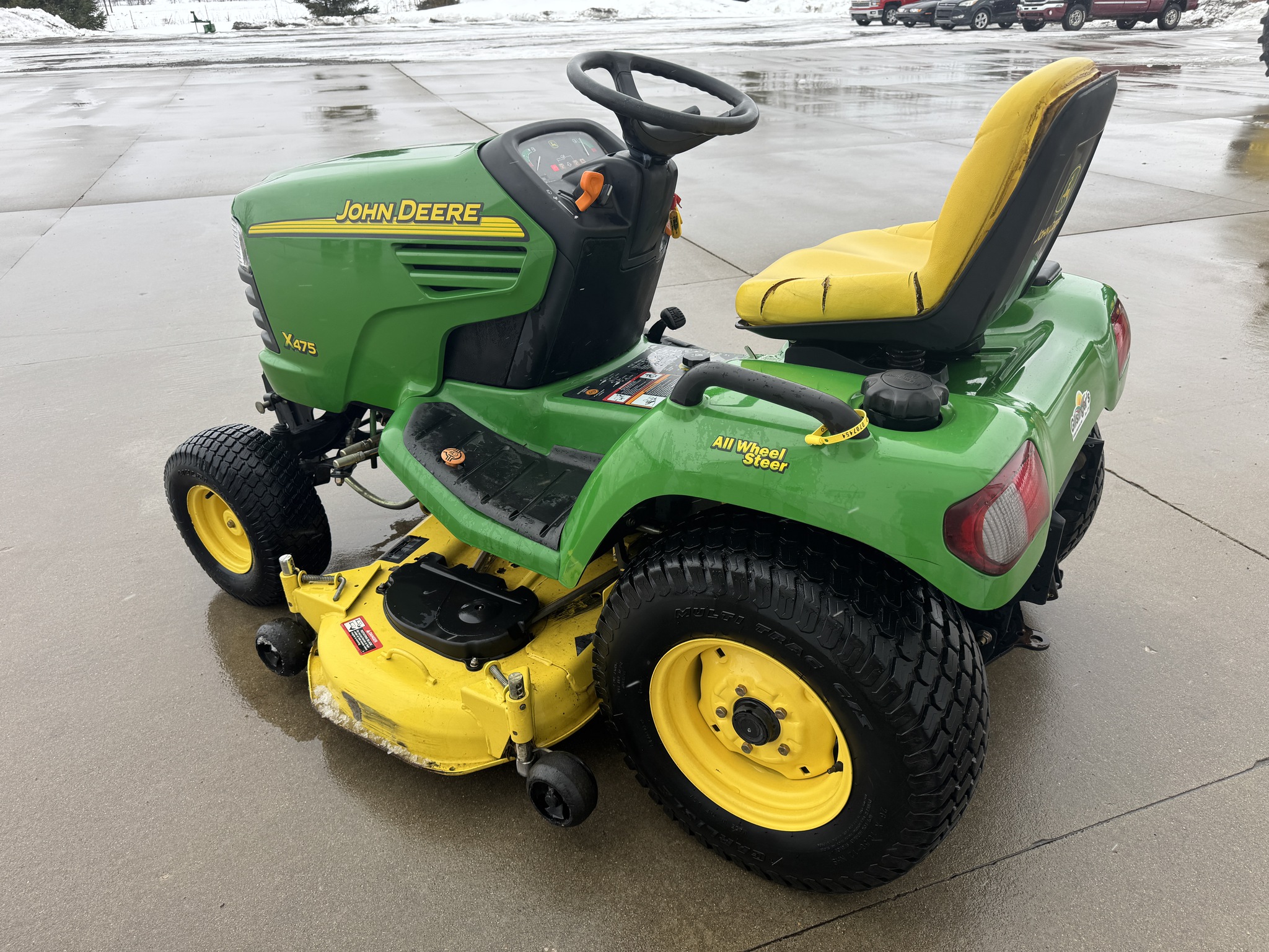2004 John Deere X475 Image 6