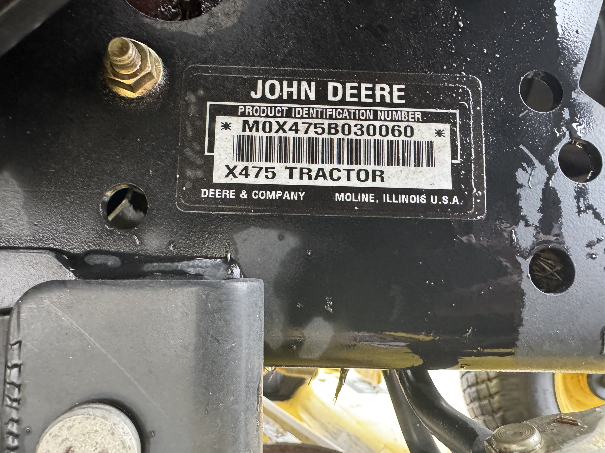 2004 John Deere X475 Image 18