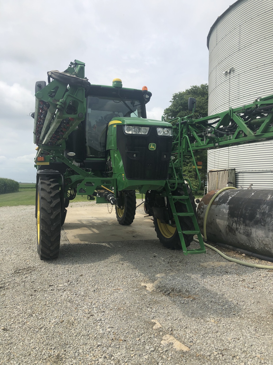 2018 John Deere R4030 Image 11
