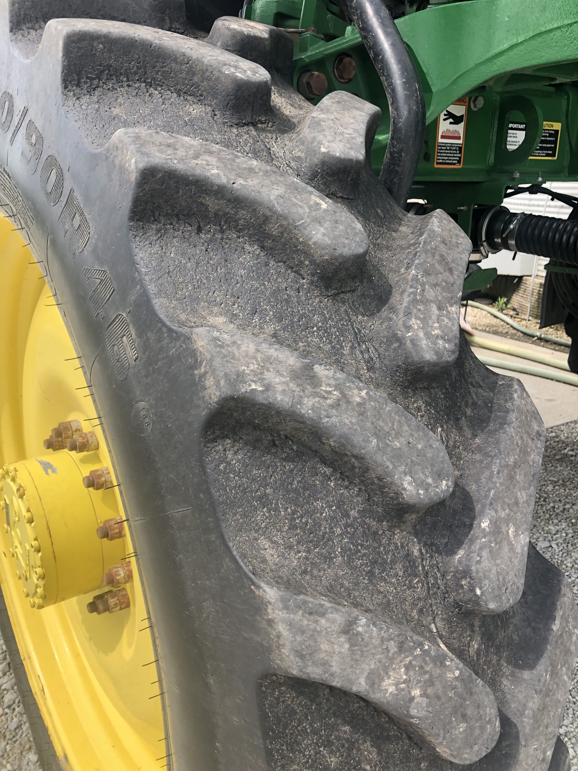 2018 John Deere R4030 Image 24