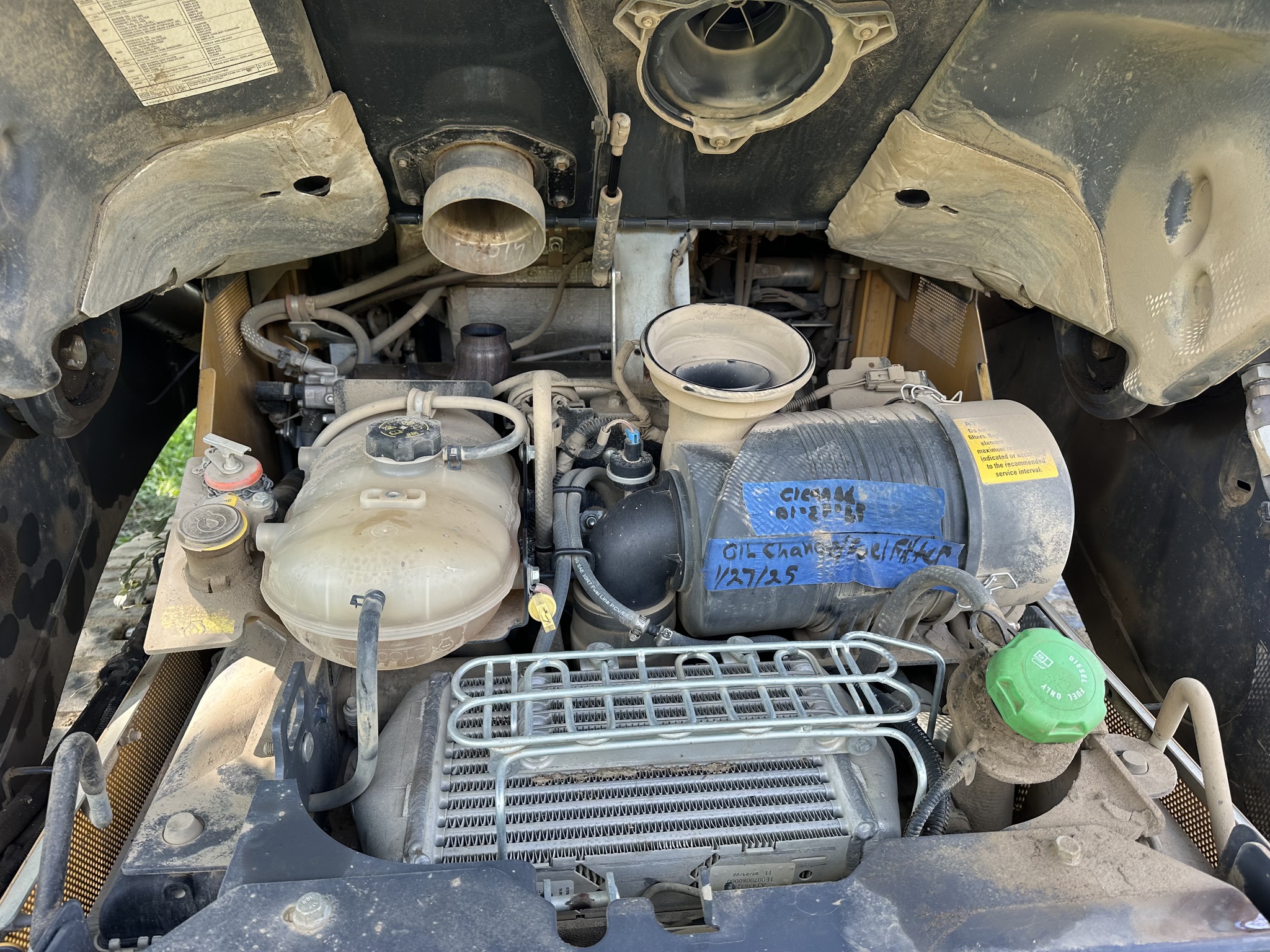 2022 John Deere 333G Image 6