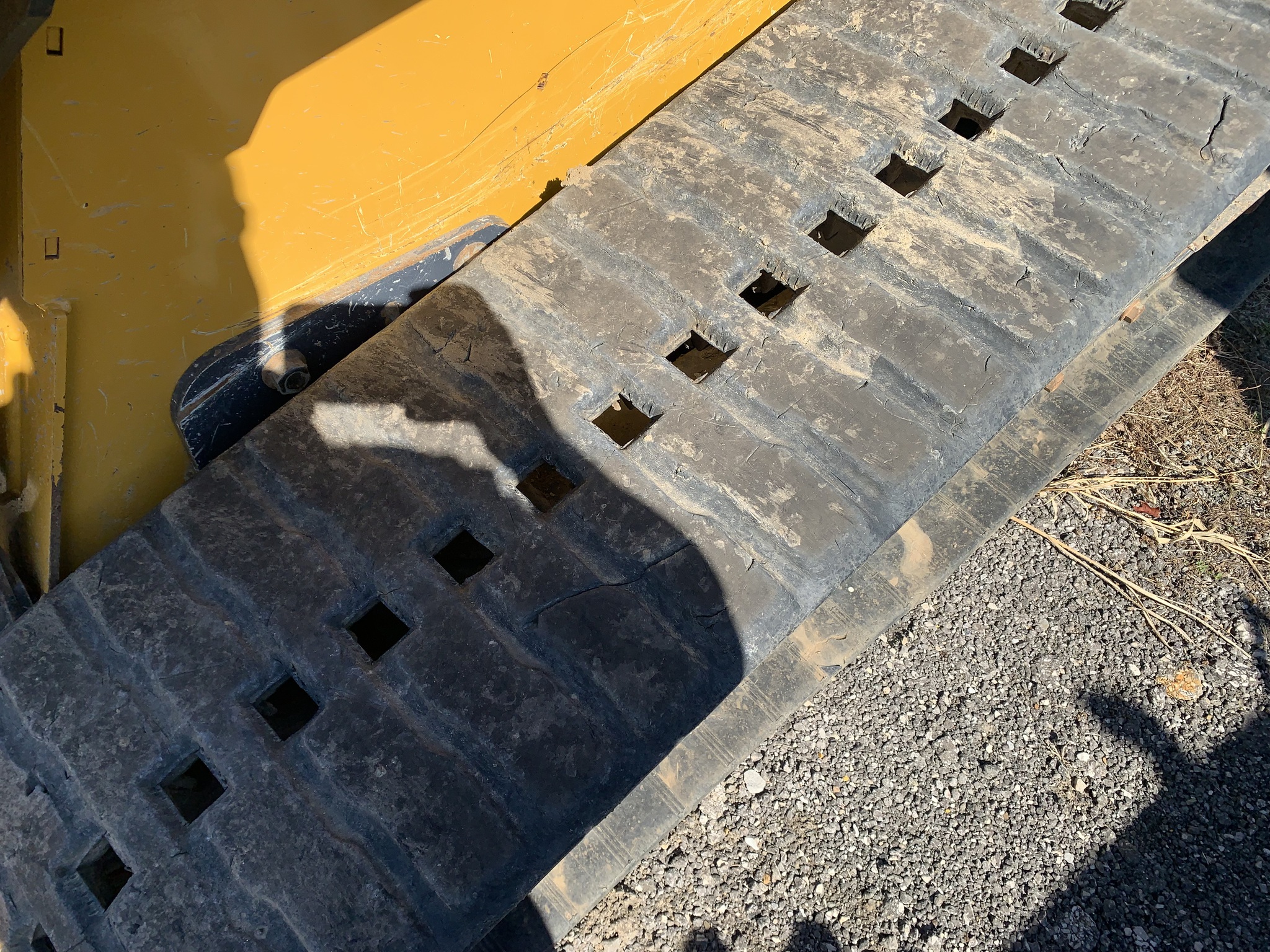 2022 John Deere 333G Image 16