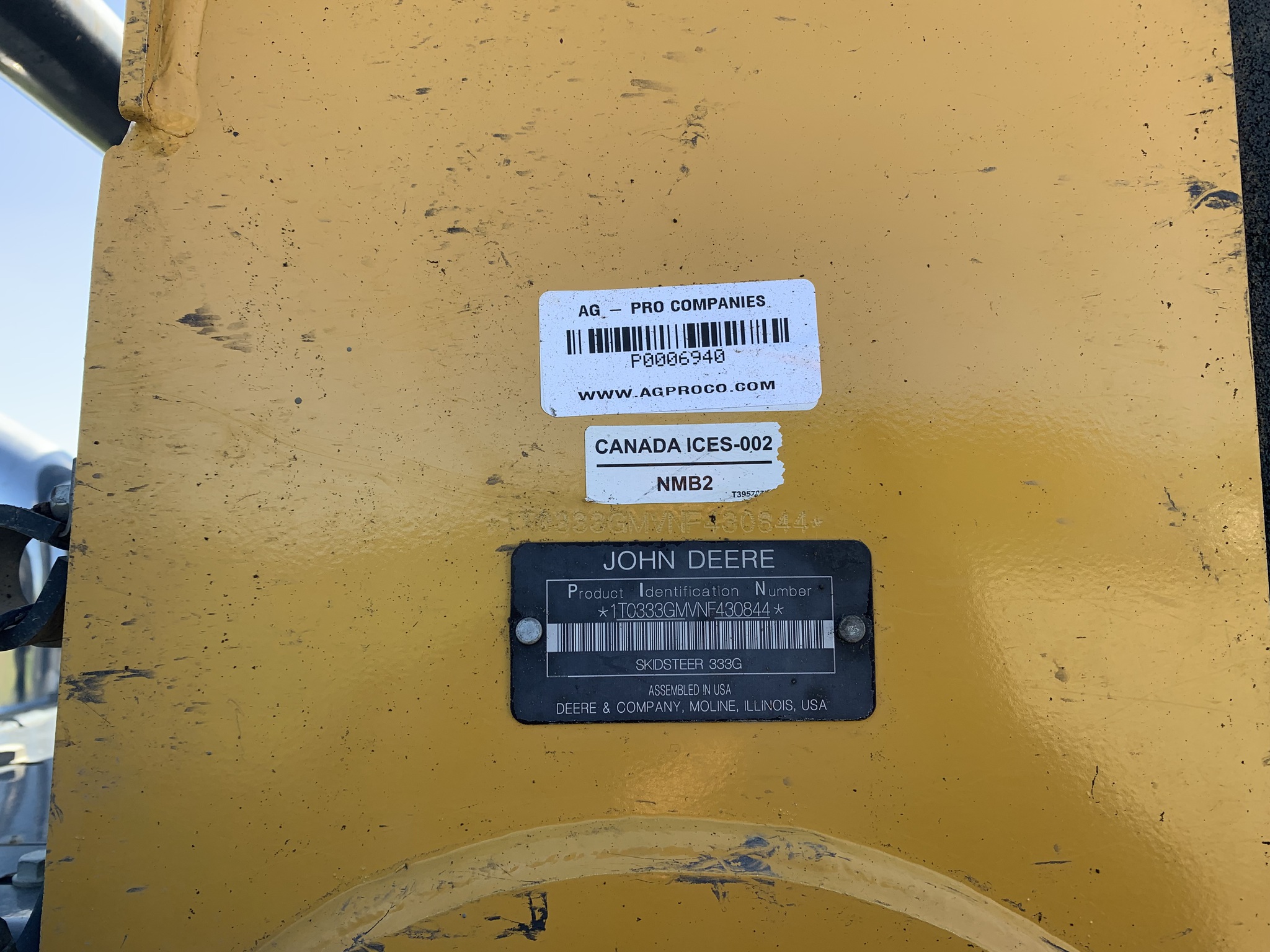 2022 John Deere 333G Image 22