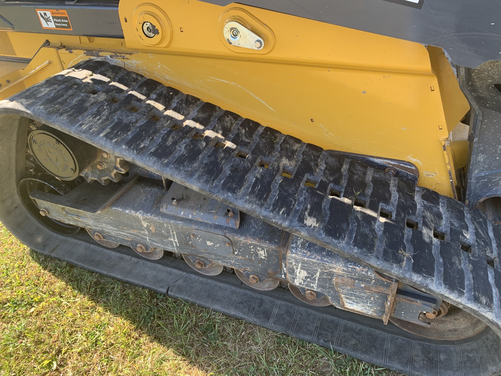 2022 John Deere 333G Image 14