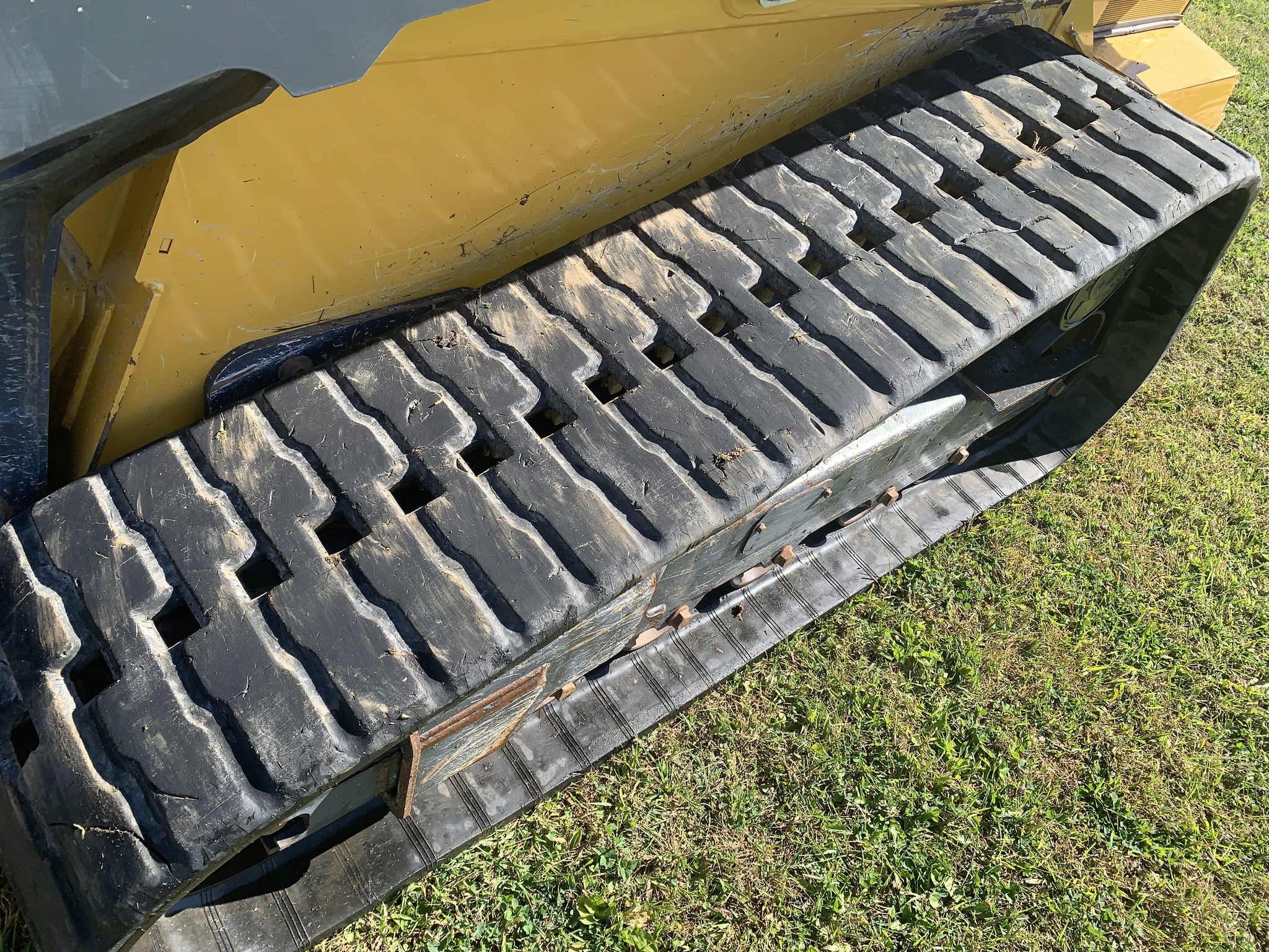 2022 John Deere 333G Image 15