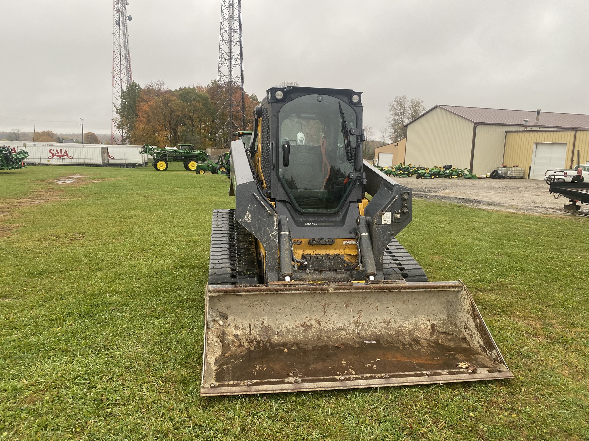 2022 John Deere 333G Image 8