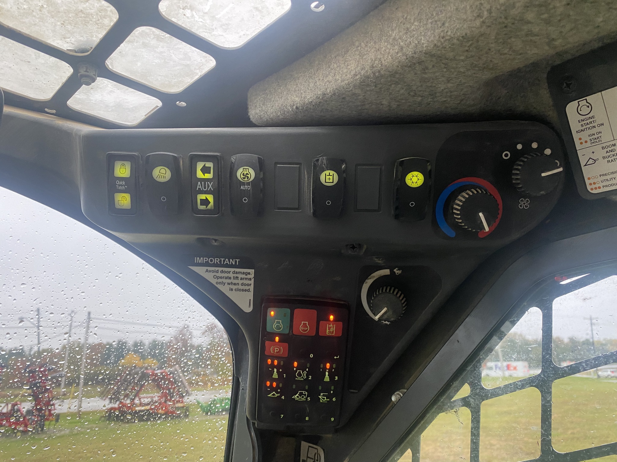 2022 John Deere 333G Image 20