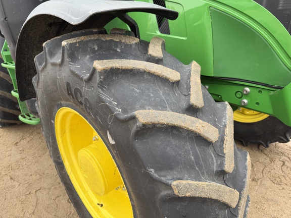 2025 John Deere 6M 155 - Photo12