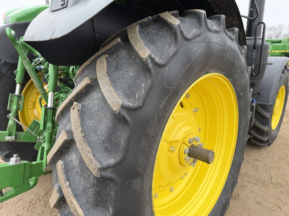 2025 John Deere 6M 155 - Photo15