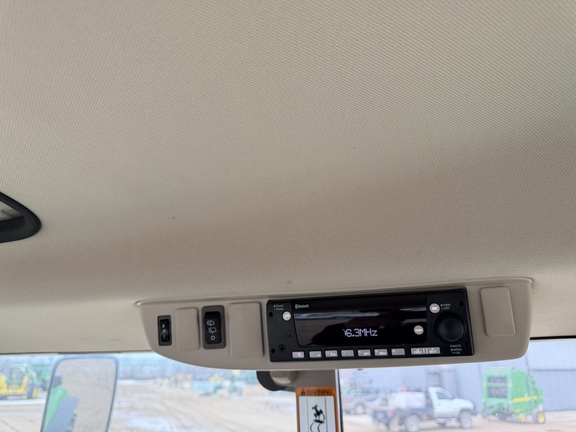 2025 John Deere 6M 155 - Photo32