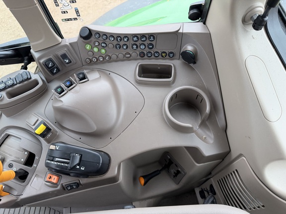 2025 John Deere 6M 155 - Photo34