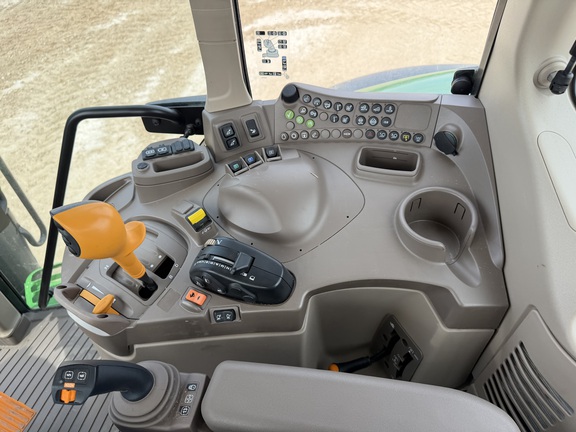 2025 John Deere 6M 155 - Photo35