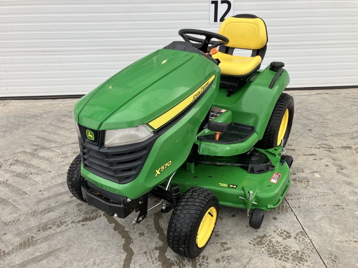 2023 John Deere X570 Image 2