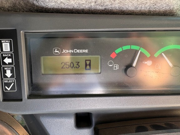 2023 John Deere 333G Photo 6