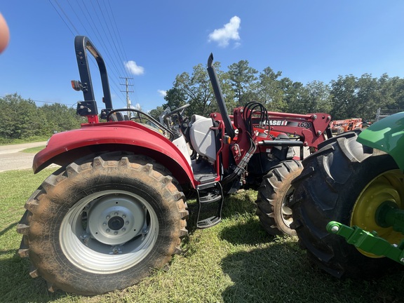 2015 Case 75-C Photo 4