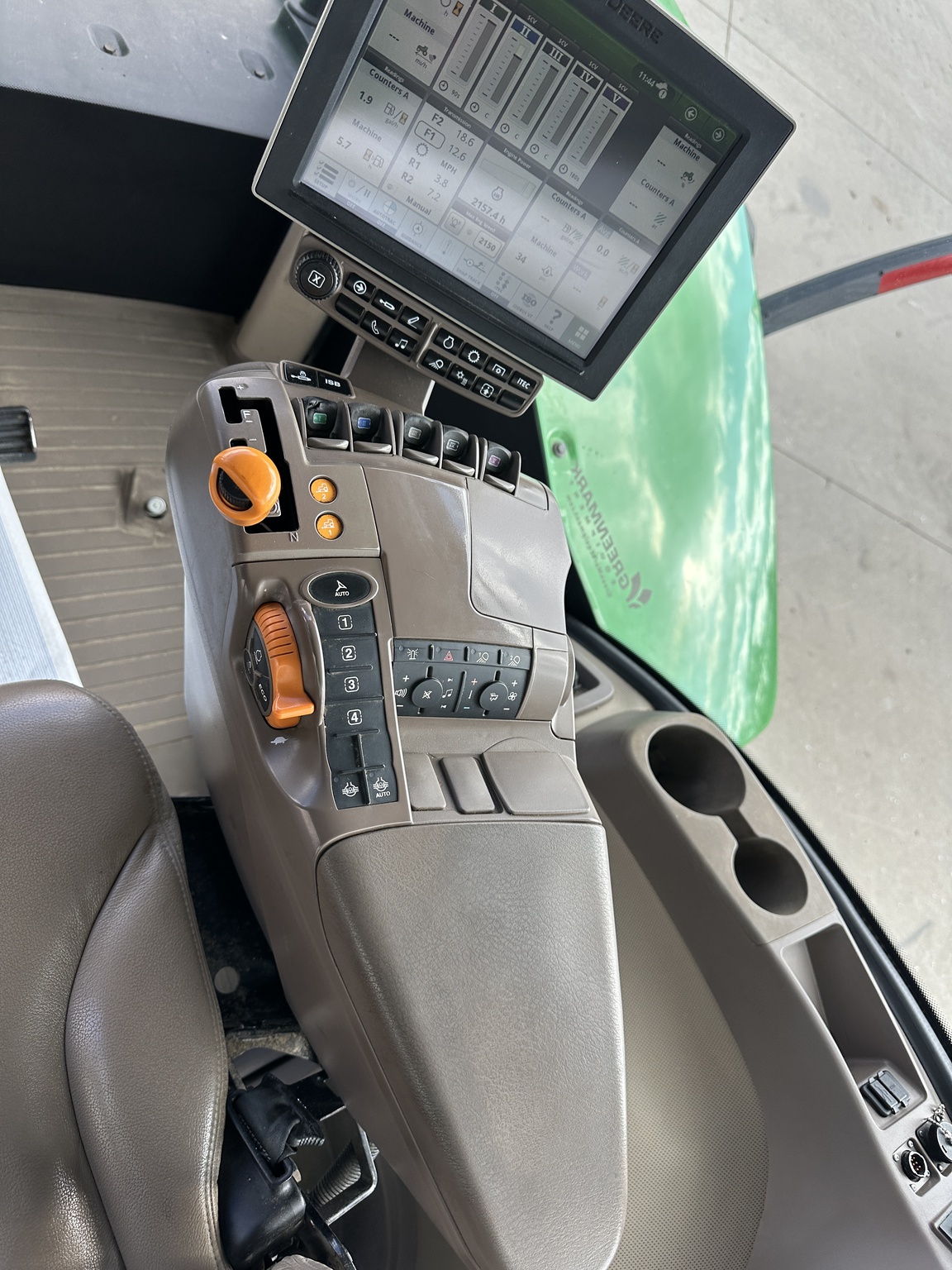 2021 John Deere 9620R Image 11