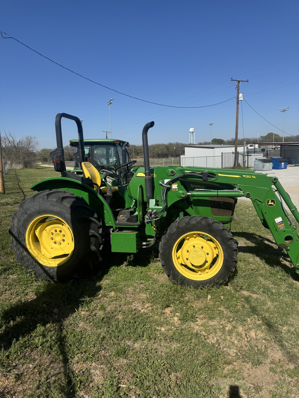 2018 John Deere 5065E Image 12