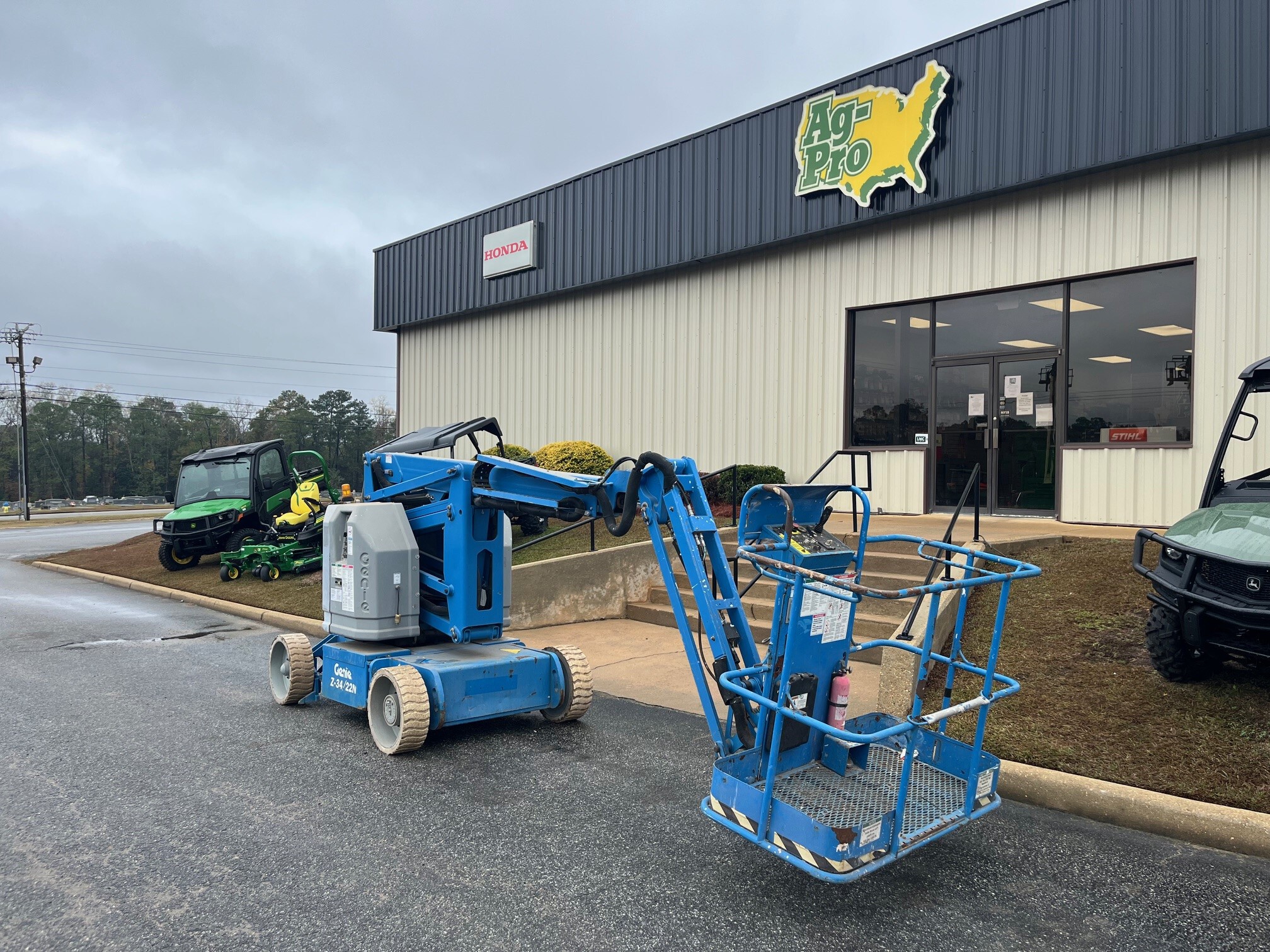 2016 Genie Z34/22N Image 1