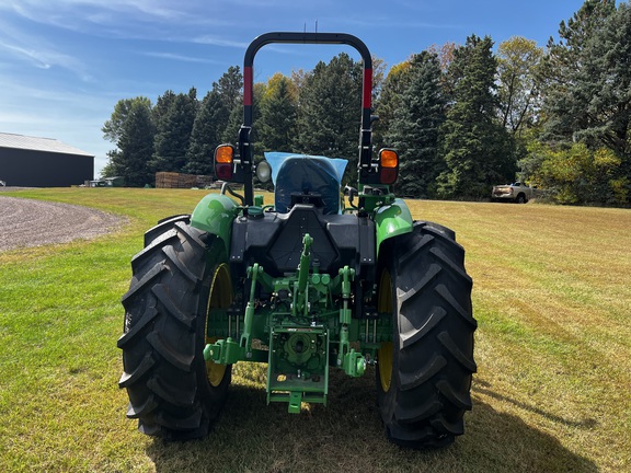2024 John Deere 5067E - Photo4