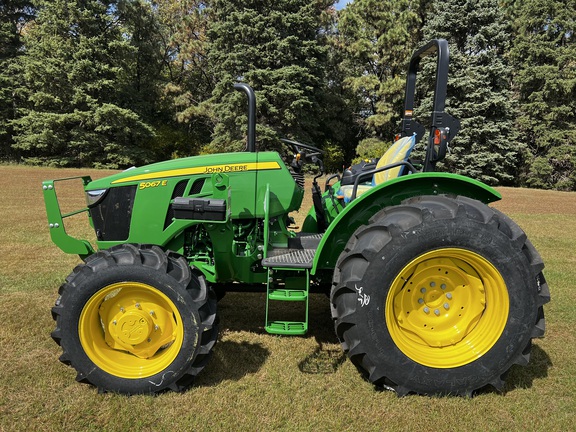 2024 John Deere 5067E - Photo6