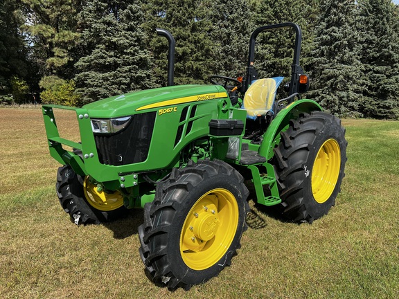 2024 John Deere 5067E - Photo7