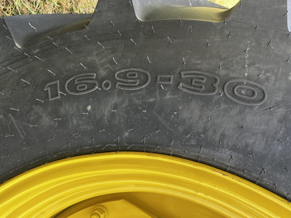 2024 John Deere 5067E - Photo14