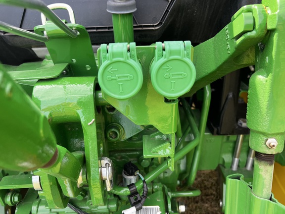 2024 John Deere 5067E - Photo22