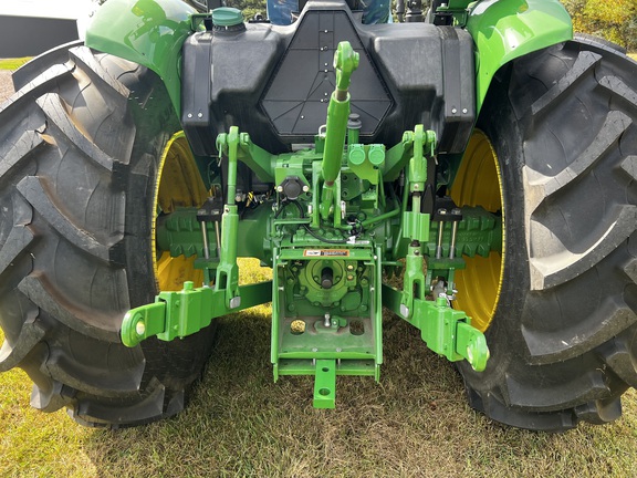 2024 John Deere 5067E - Photo21