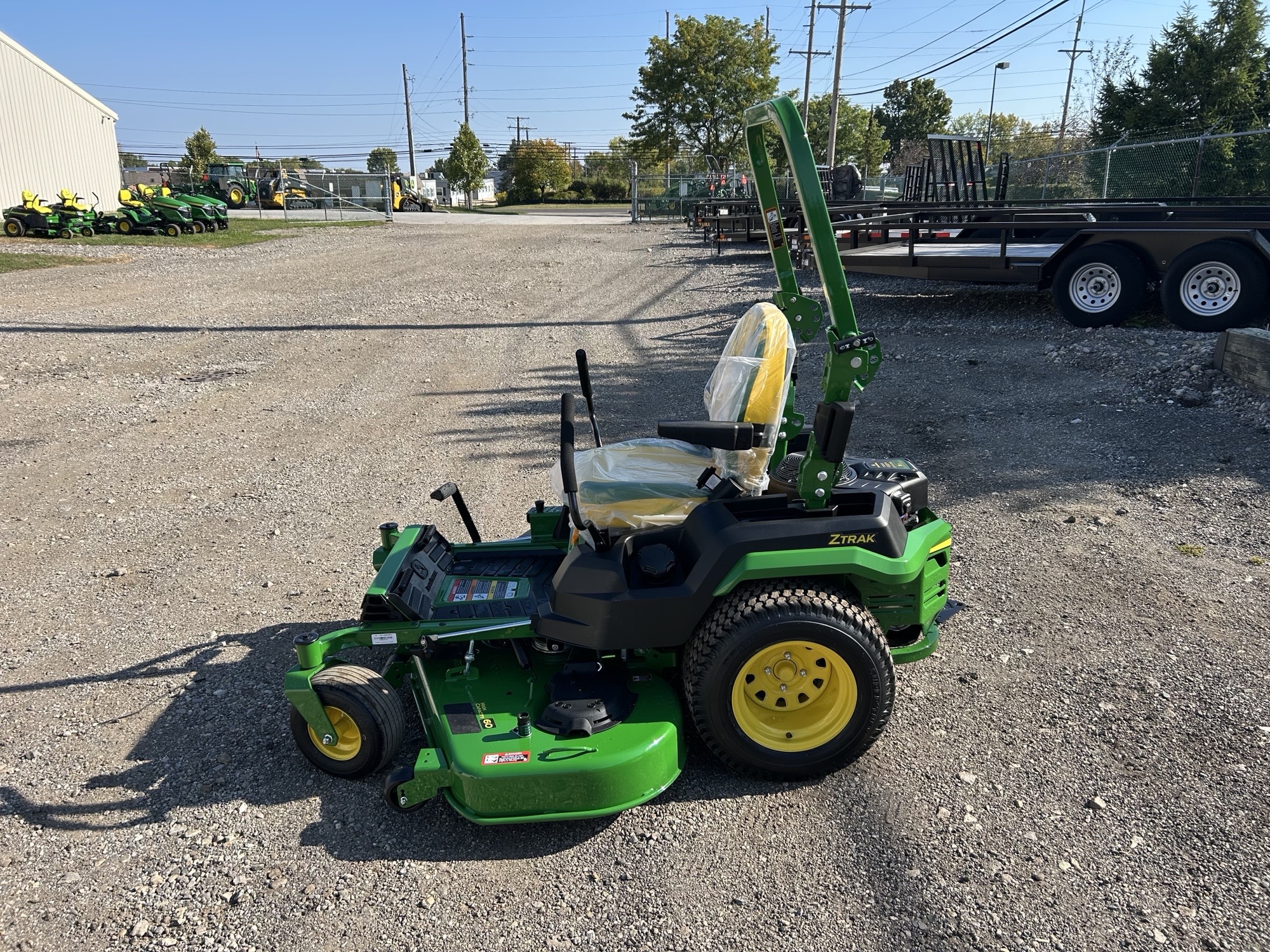 2025 John Deere Z545R Image 8