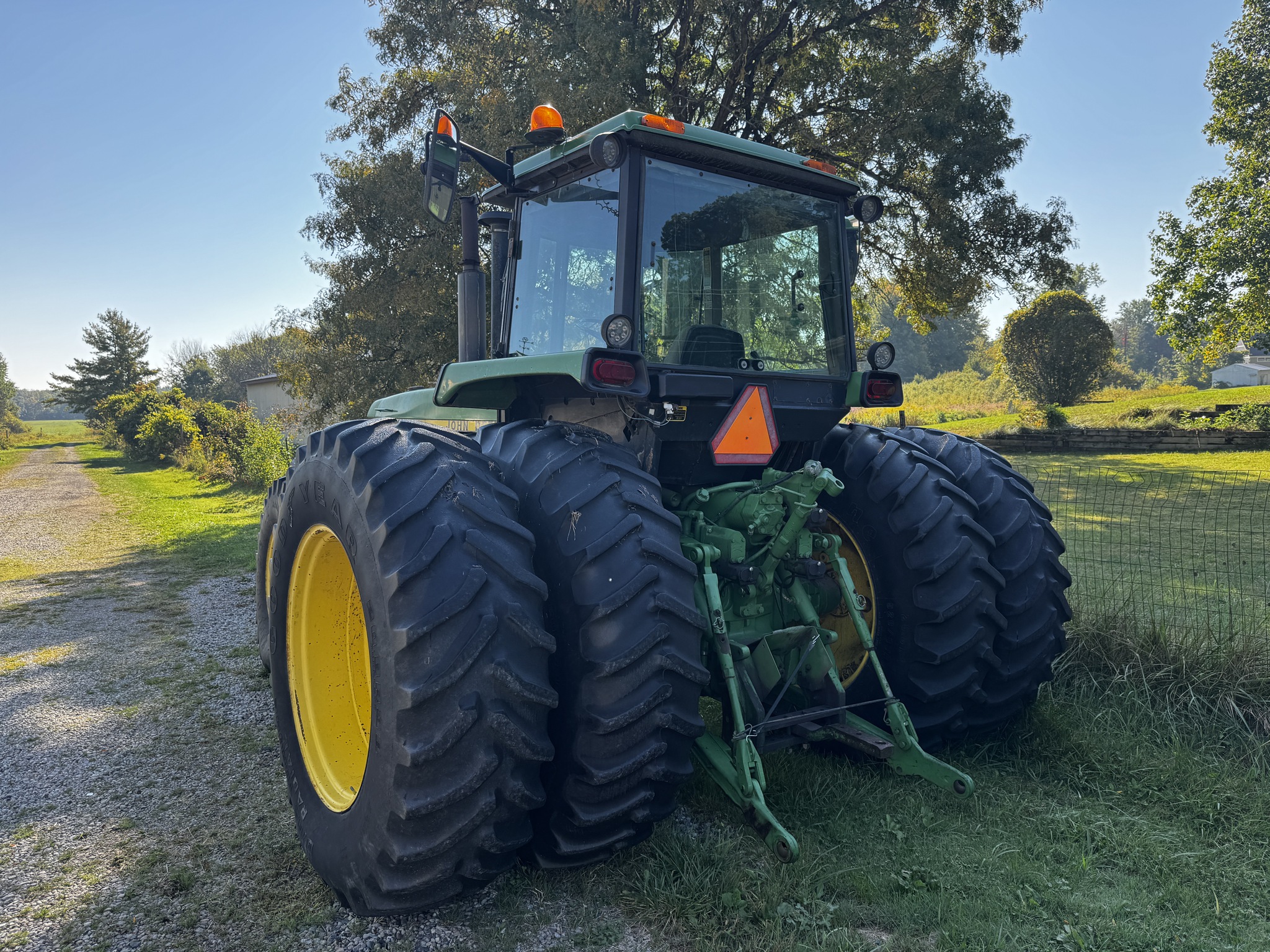 1983 John Deere 4850 Image 4