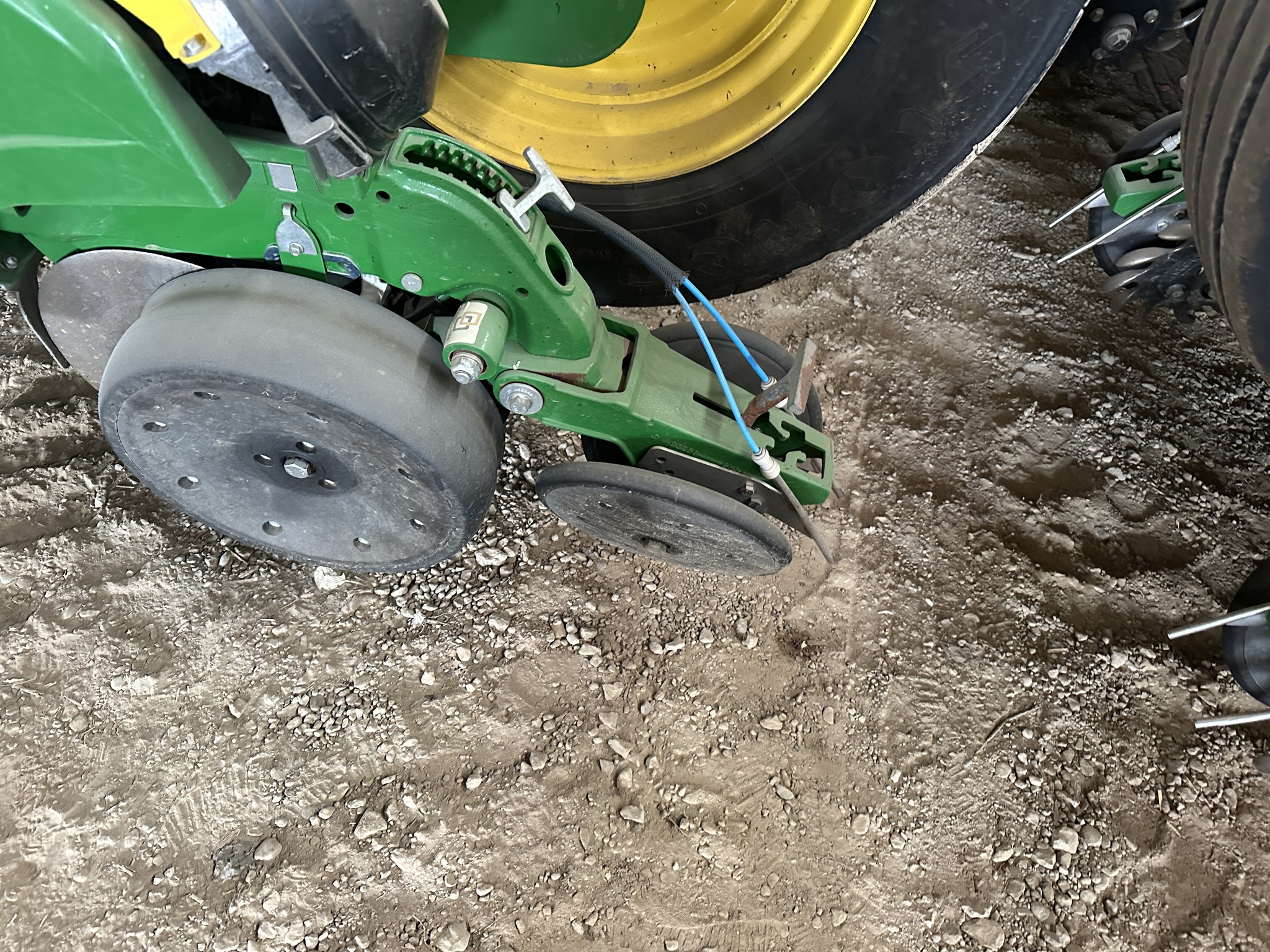 2019 John Deere 1775NT Image 4