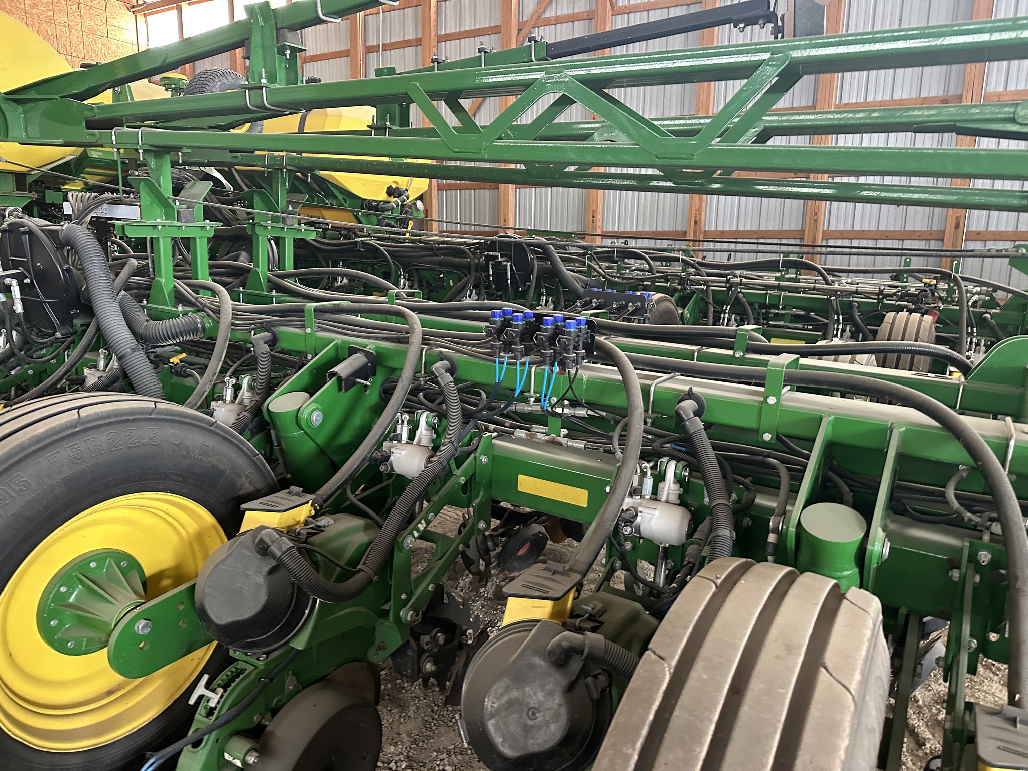 2019 John Deere 1775NT Image 6