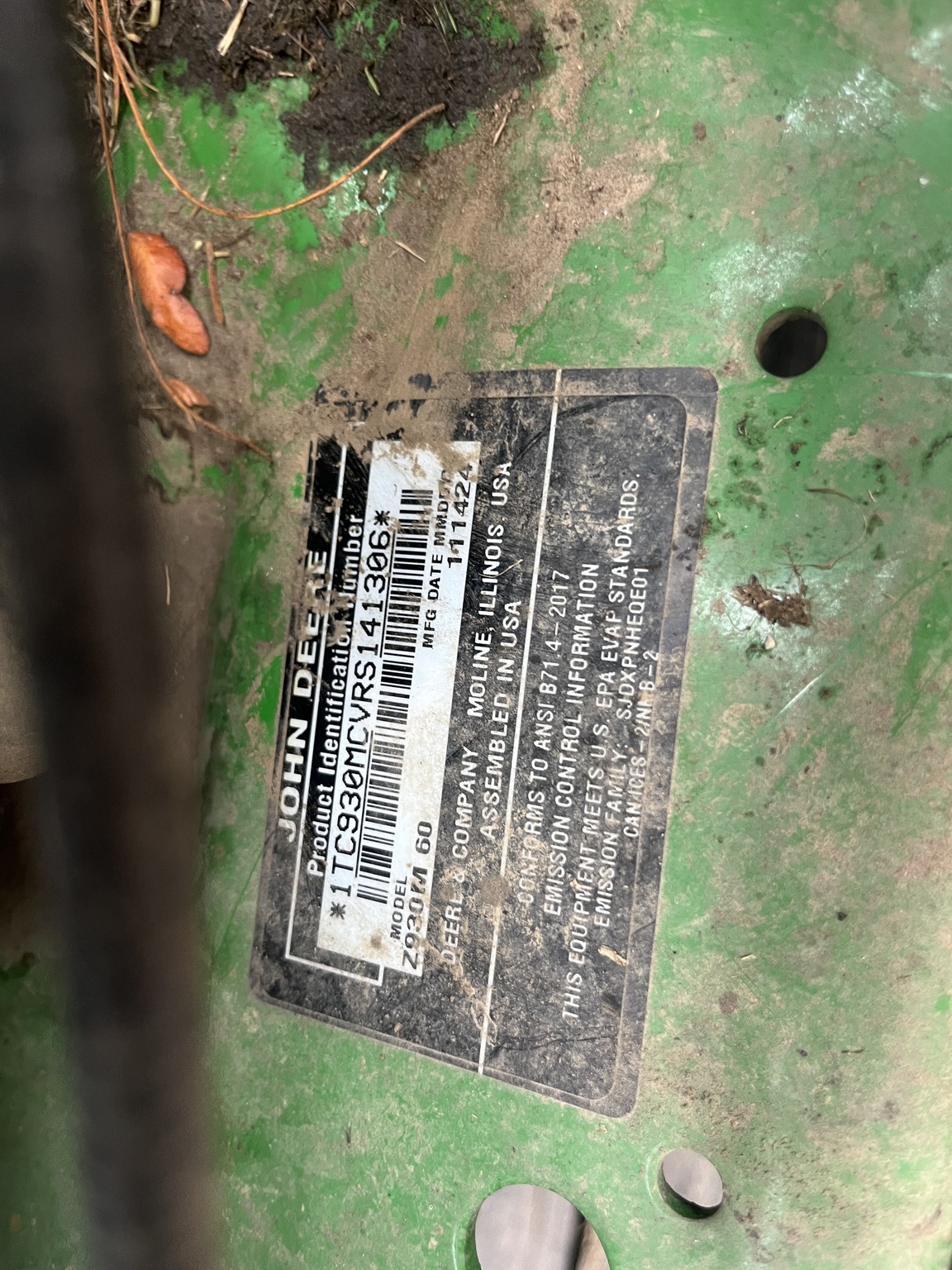 2024 John Deere Z930M Image 2